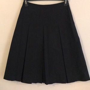 Club Monaco box pleated midi skirt